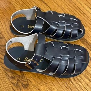 Sun San Salt Water Sandals. Navy Litttle boys size 11